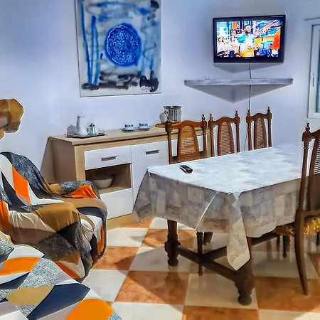 Apartment Lovely Near The